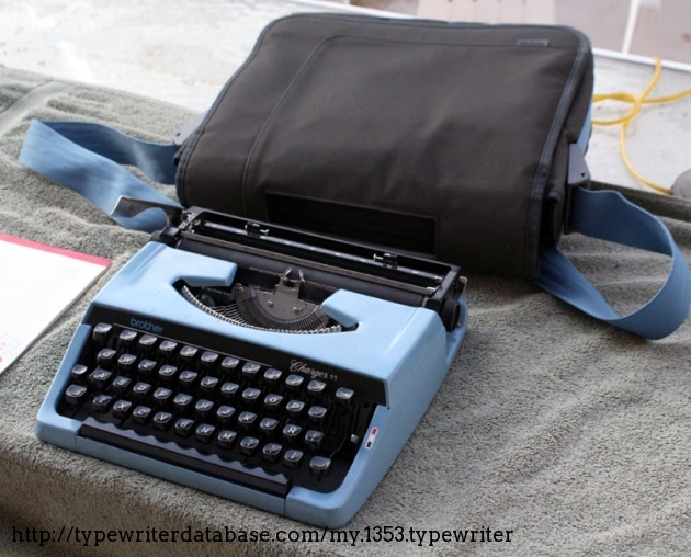 Targus laptop bag made for Dell laptop fits the Brother Charger 11 in both size and color! (: Targus laptop bag made for Dell laptop fits the Brother Charger 11 in both size and color! (: