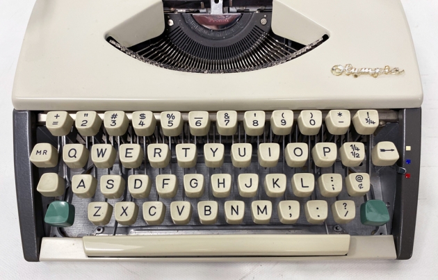Olympia "SF De Luxe" from the keyboard... Olympia "SF De Luxe" from the keyboard...