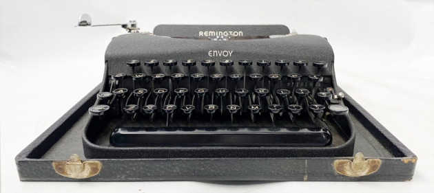 Remington "Envoy" from the front... Remington "Envoy" from the front...