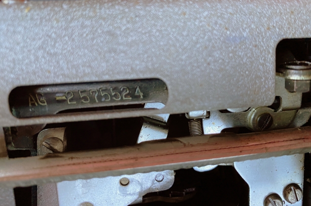 Royal "Quiet De Luxe" serial number location... Royal "Quiet De Luxe" serial number location...