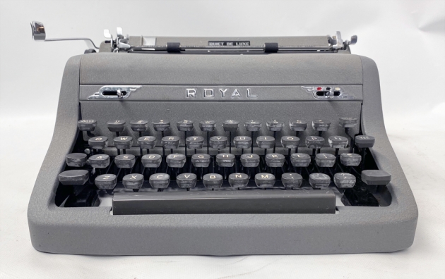 Royal "Quiet De Luxe" from the front... Royal "Quiet De Luxe" from the front...