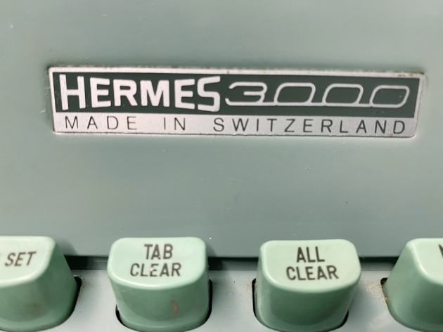 Hermes "3000" from the maker/model  logo on the front...